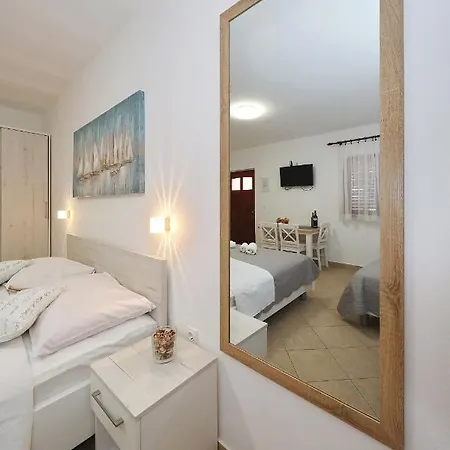 Apartmani Strpic Biograd Na Moru Exterior photo