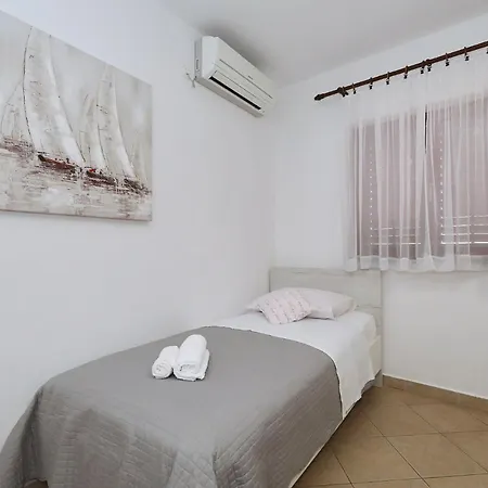 Apartmani Strpic Biograd Na Moru Exterior photo