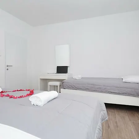 Apartmani Strpic Biograd Na Moru Exterior photo